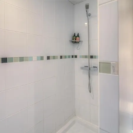 Апартаменты Sleeps 4 Шамони