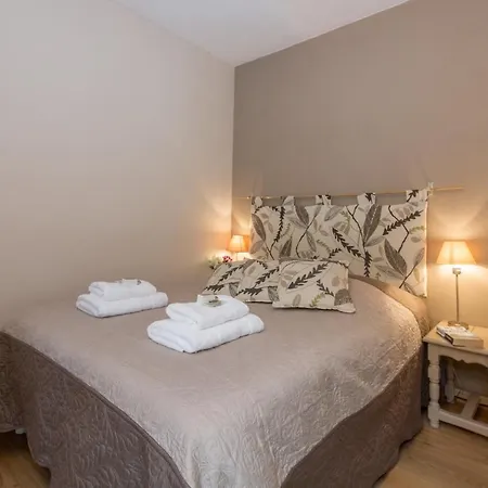 Sleeps 4 Апартаменты